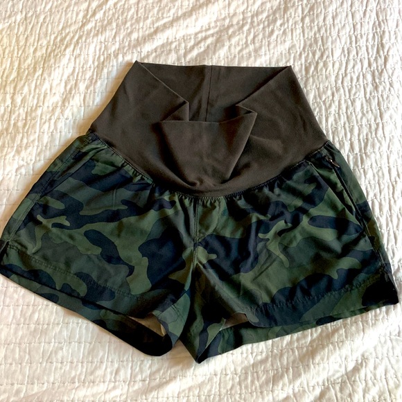 Maternity - Picture 2 of 3